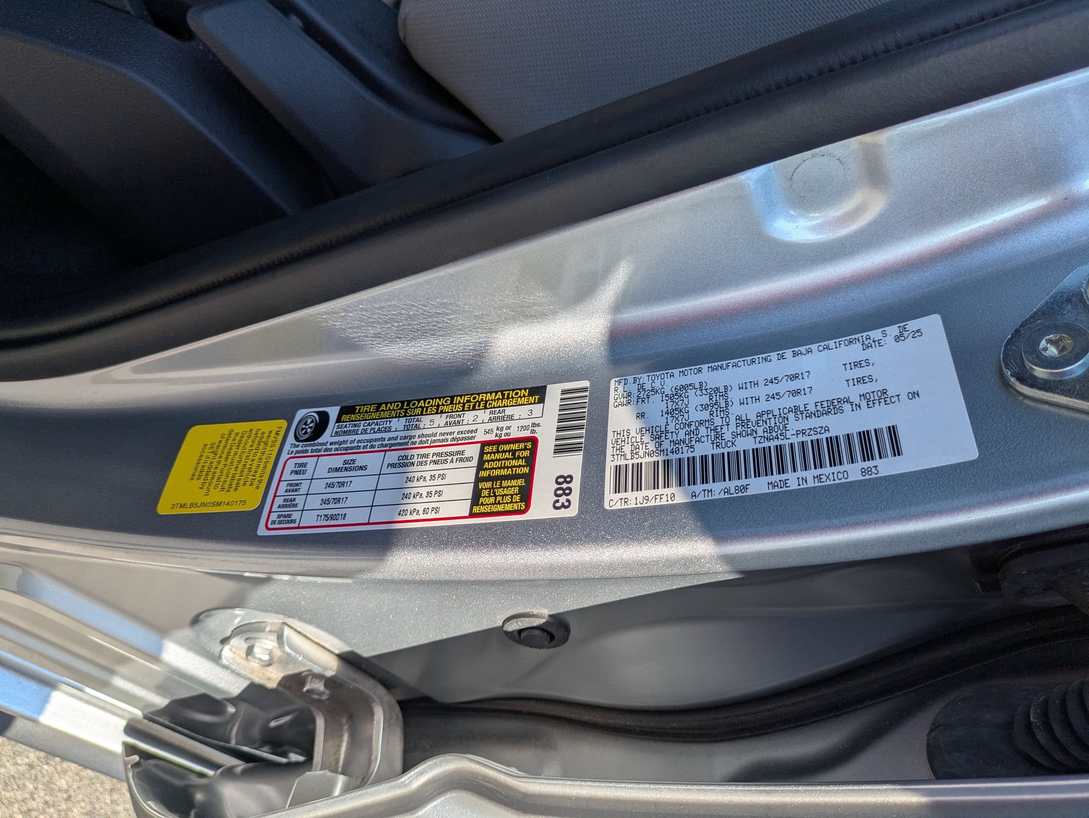 Used 2025 Toyota Tacoma SR5 AWD/4WD image 45