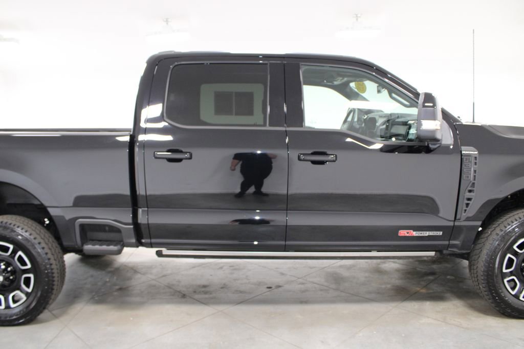 Certified 2025 Ford F350 Platinum image 12