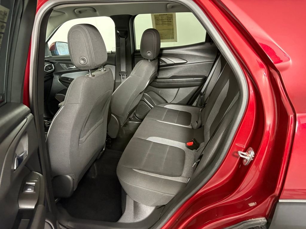Used 2022 Chevrolet TrailBlazer LT image 30