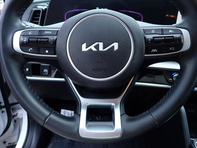 Used 2025 Kia Sportage EX AWD/4WD image 15