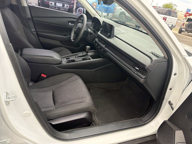 Used 2023 Honda Accord EX image 16