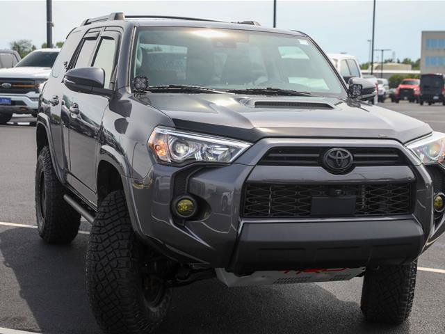 Used 2023 Toyota 4Runner TRD Off-Road Premium w/ Off Road Premium Plus Package AWD/4WD image 6