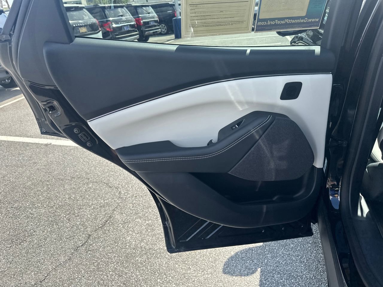 Certified 2025 Ford Mustang Mach-E Premium image 25