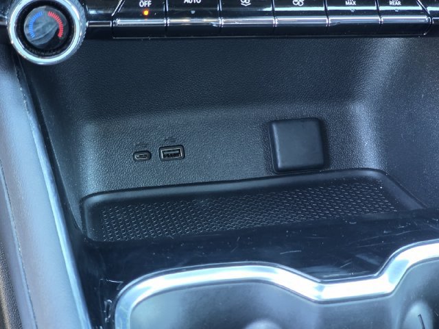 Used 2024 Chevrolet Traverse LS FWD image 26