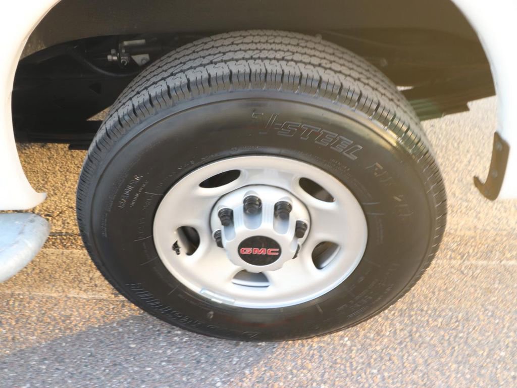 Used 2024 GMC Savana 2500 w/ Driver Convenience Package image 22