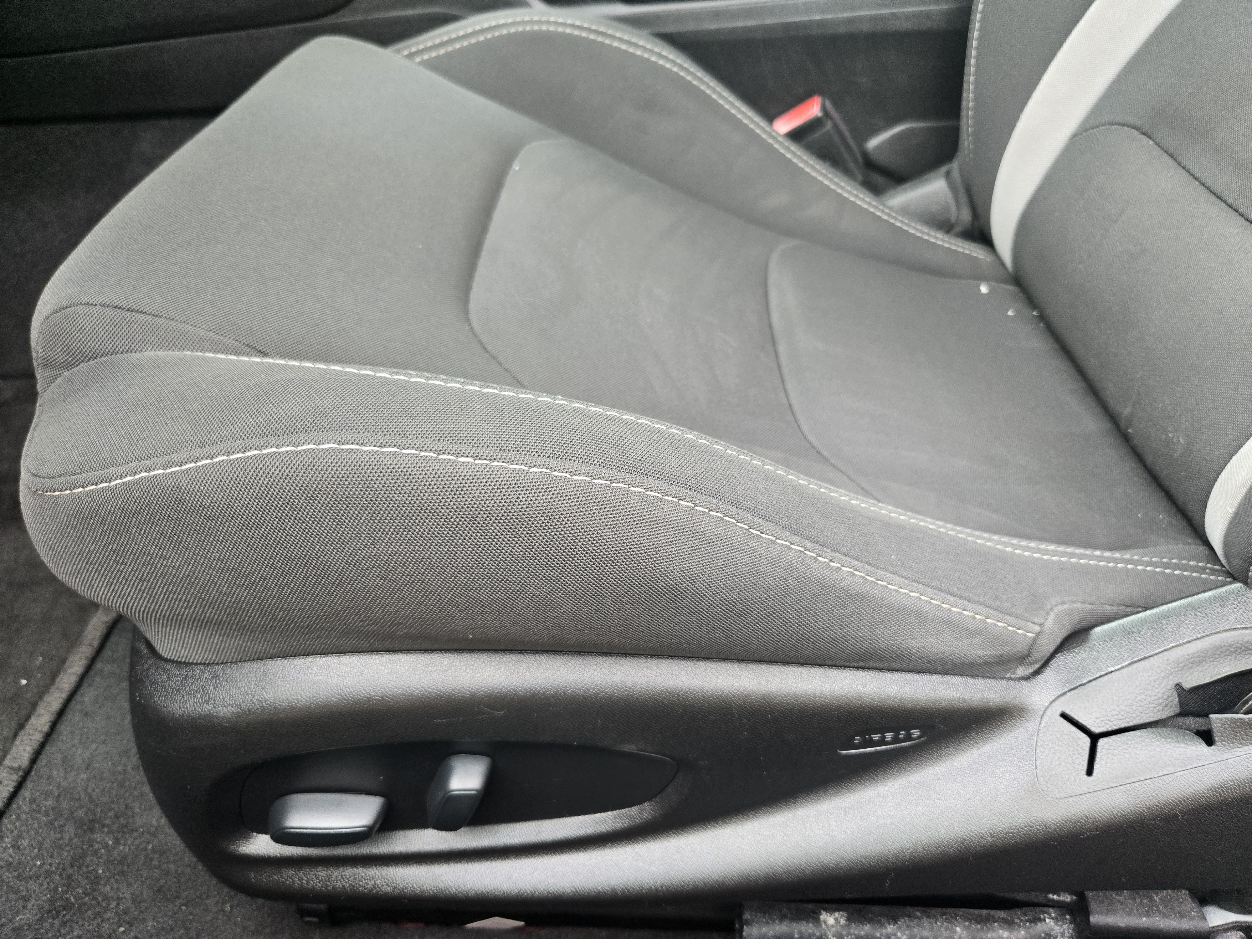Used 2017 Chevrolet Camaro LT w/ RS Package RWD image 18