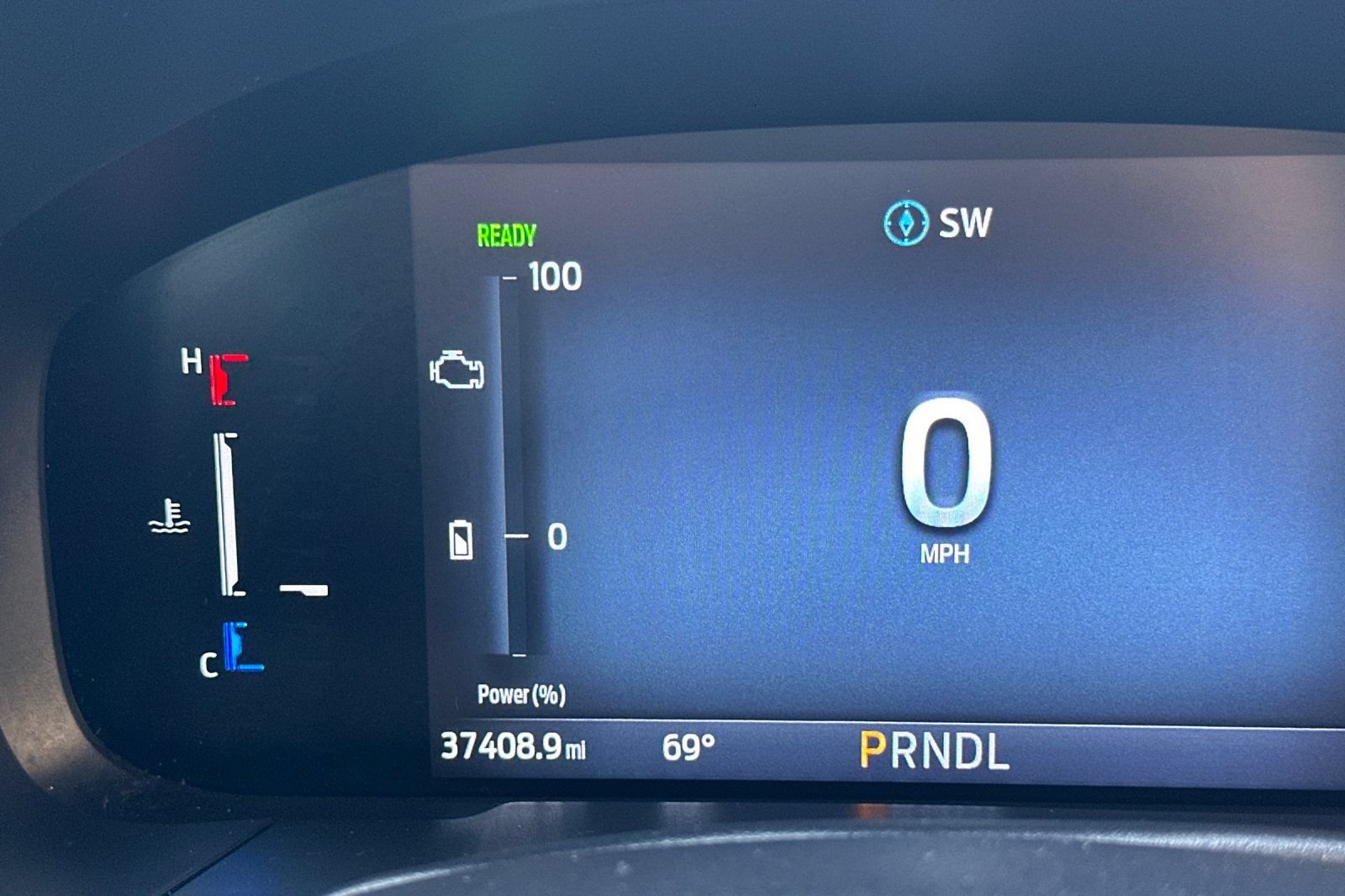 Certified 2025 Ford Maverick XL FWD image 39