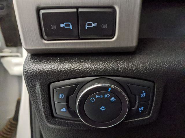 Certified 2020 Ford F450 Platinum w/ FX4 Off-Road Package image 22