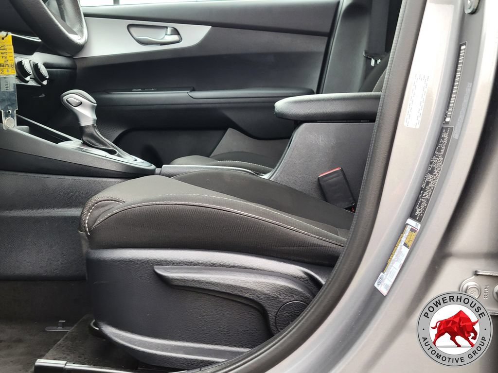 Used 2024 Kia Forte LXS FWD image 22