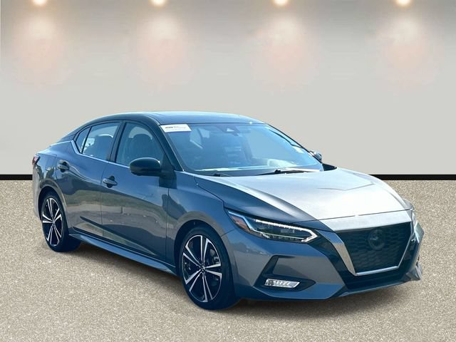 Used 2022 Nissan Sentra SR w/ SR Premium Package FWD image 3