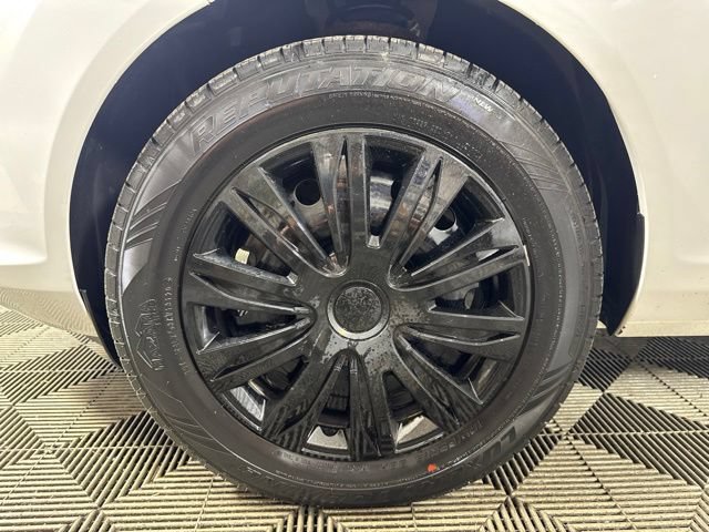 Certified 2019 Ford Fiesta S FWD image 10