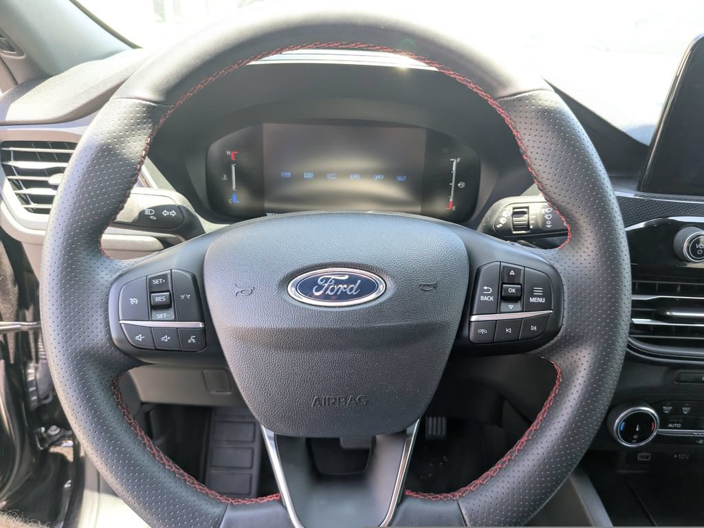 Certified 2025 Ford Escape ST-Line FWD image 26