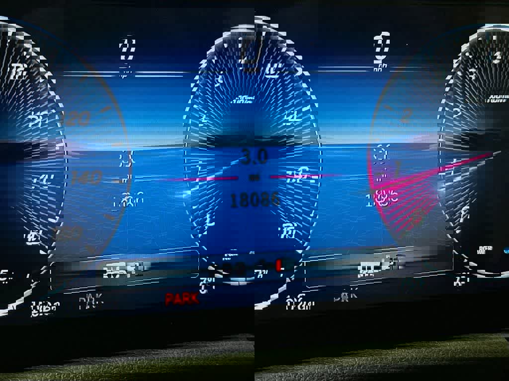 Used 2025 Mercedes-Benz GLA 250 4MATIC image 23