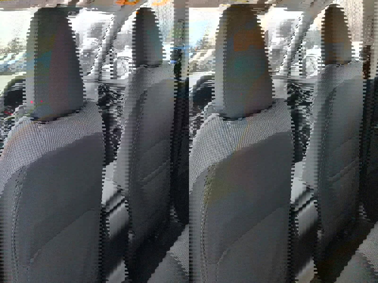 Used 2019 Subaru Impreza 2.0i Premium image 19