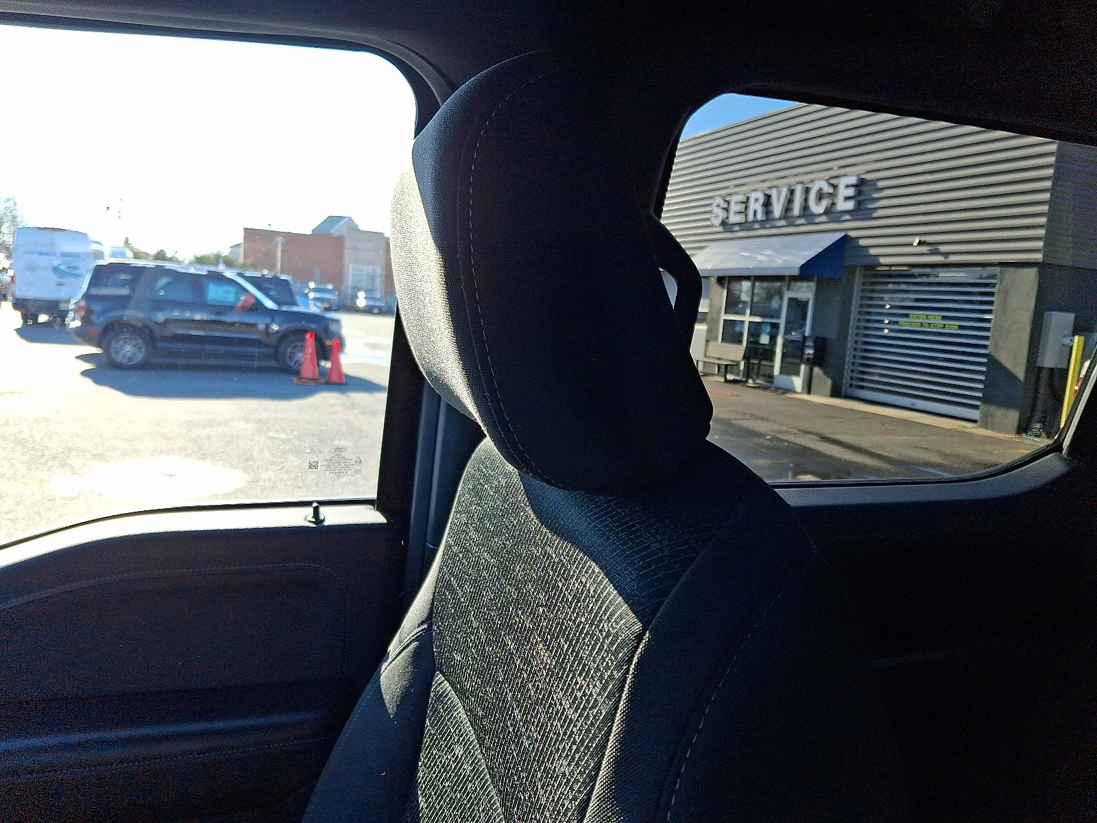 Certified 2022 Ford F150 XLT w/ Equipment Group 301A Mid image 17