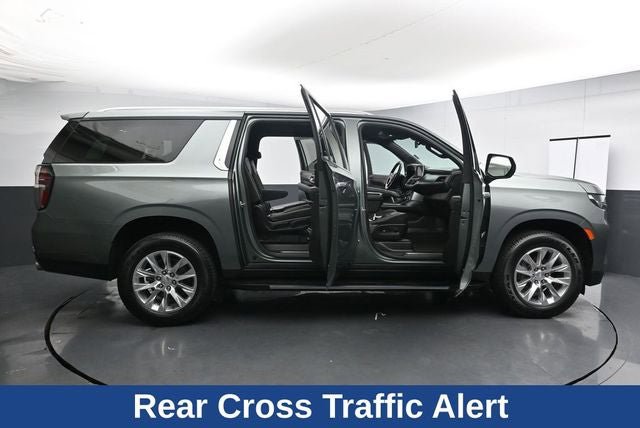 Used 2023 Chevrolet Suburban Premier AWD/4WD image 48