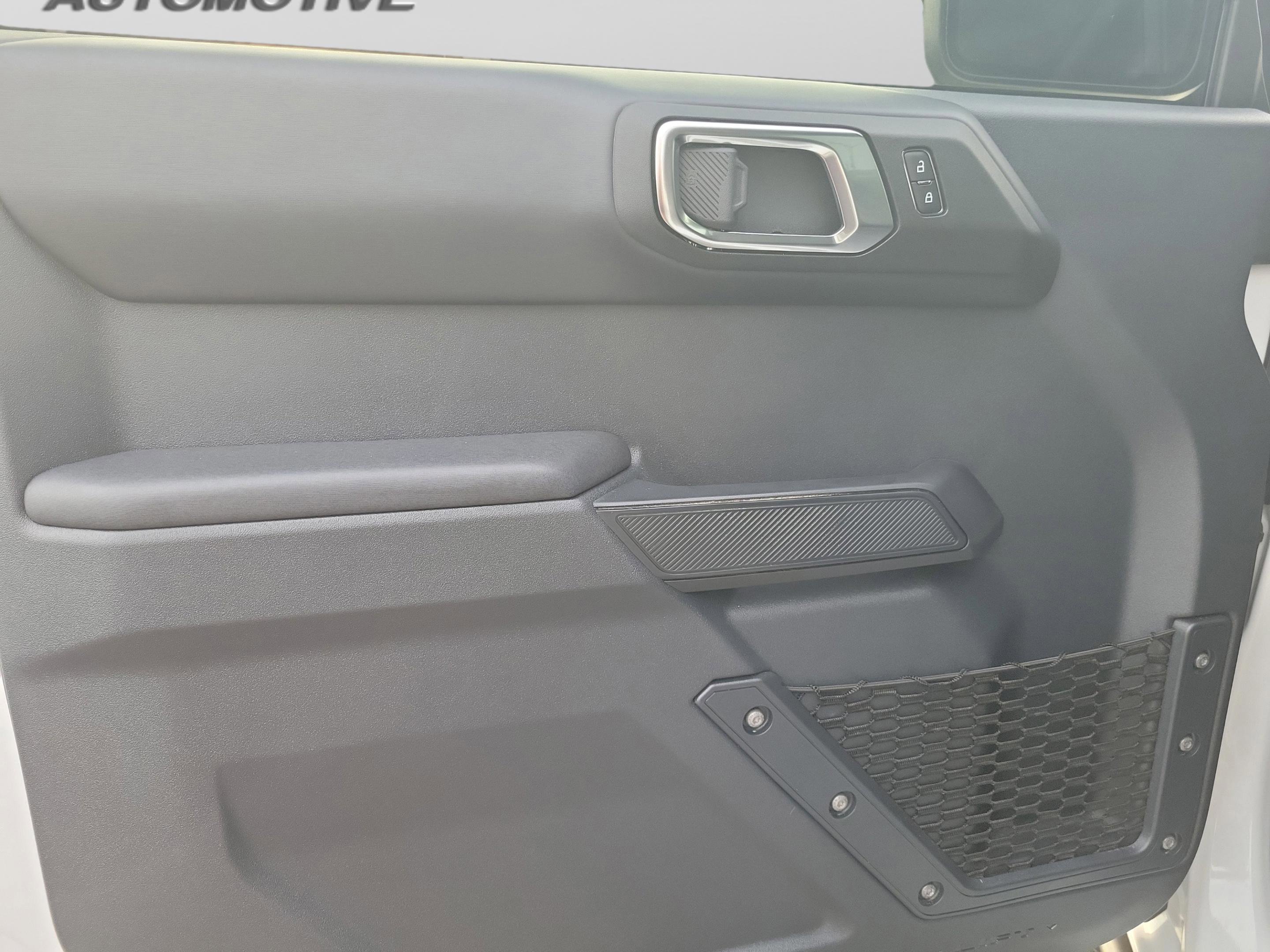 Certified 2025 Ford Bronco Badlands AWD/4WD image 18