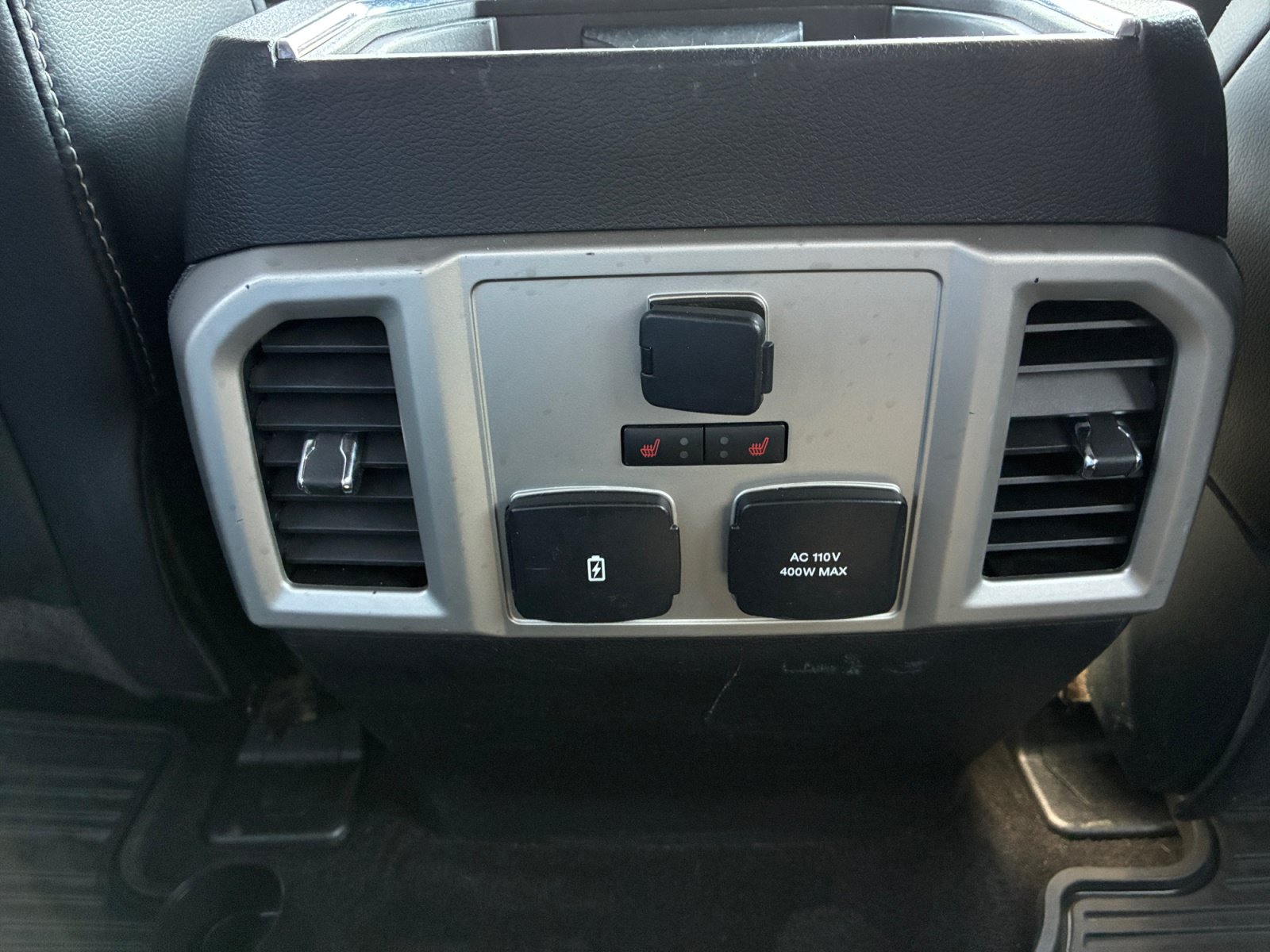 Certified 2018 Ford F150 Lariat w/ Equipment Group 502A Luxury AWD/4WD image 32