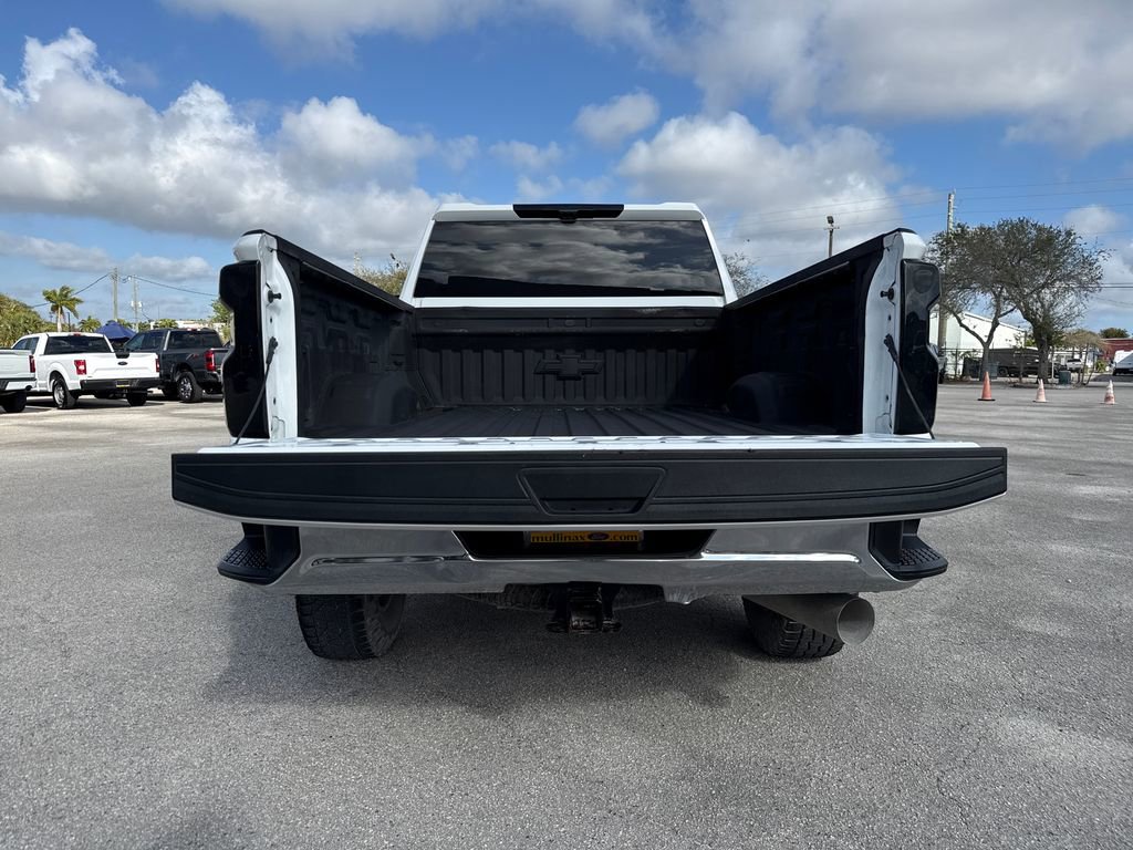 Used 2023 Chevrolet Silverado 2500 LT w/ Convenience Package image 27