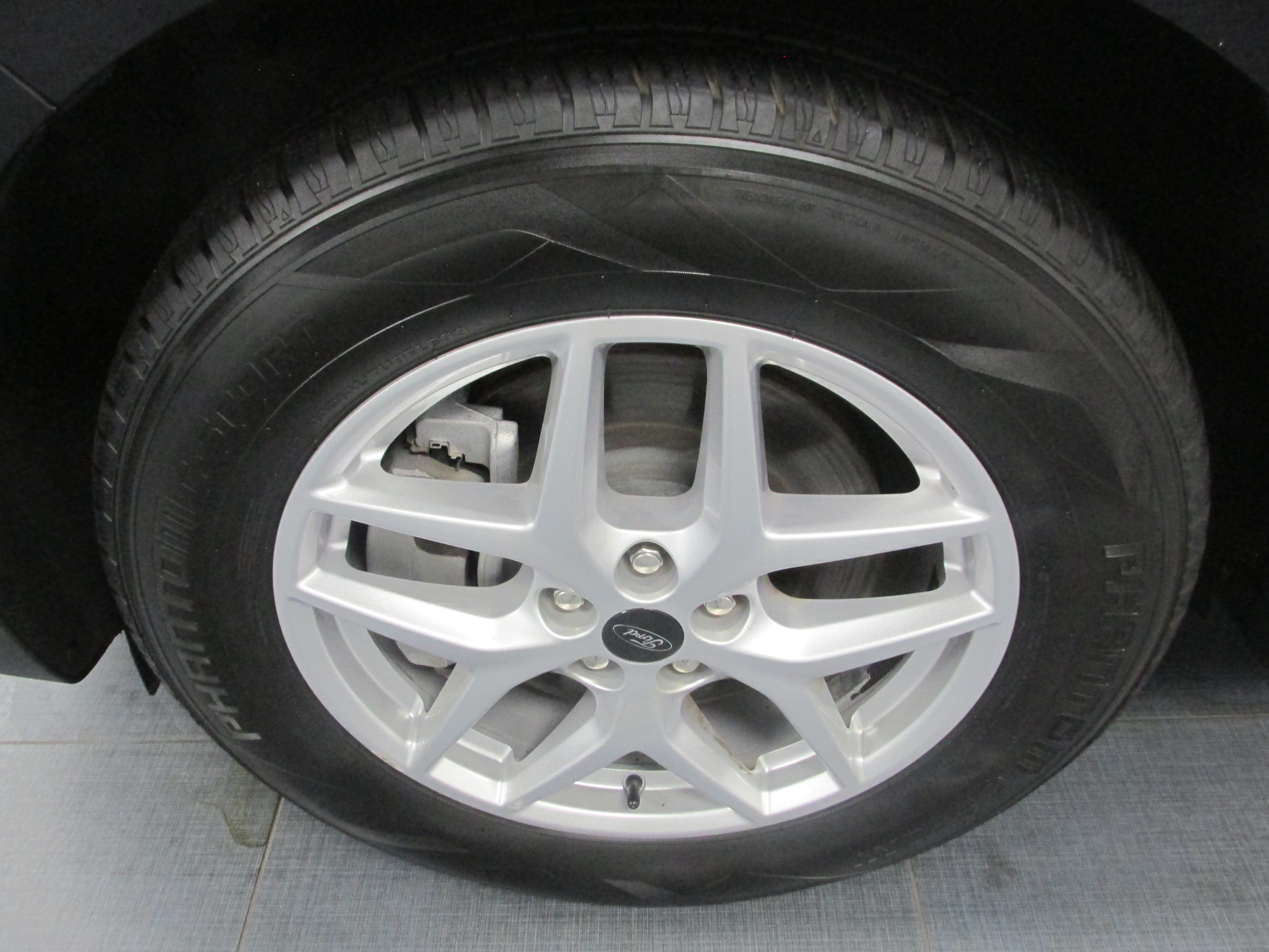 Certified 2024 Ford Edge SEL AWD/4WD image 14