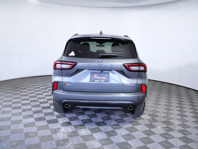 Certified 2024 Ford Escape ST-Line Select AWD/4WD image 3
