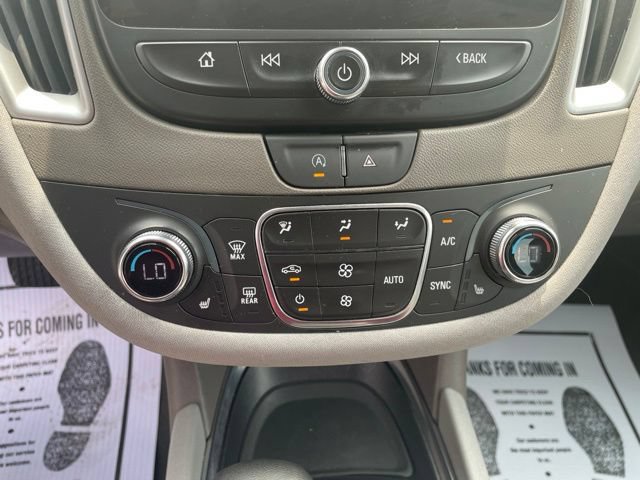 Used 2024 Chevrolet Malibu LT FWD image 15