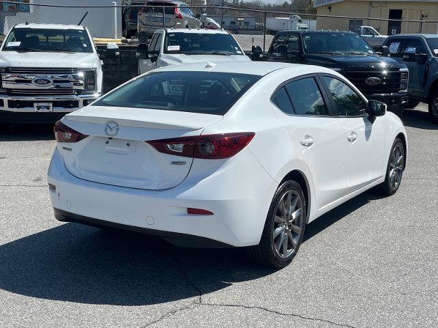 Used 2018 MAZDA MAZDA3 Touring image 3