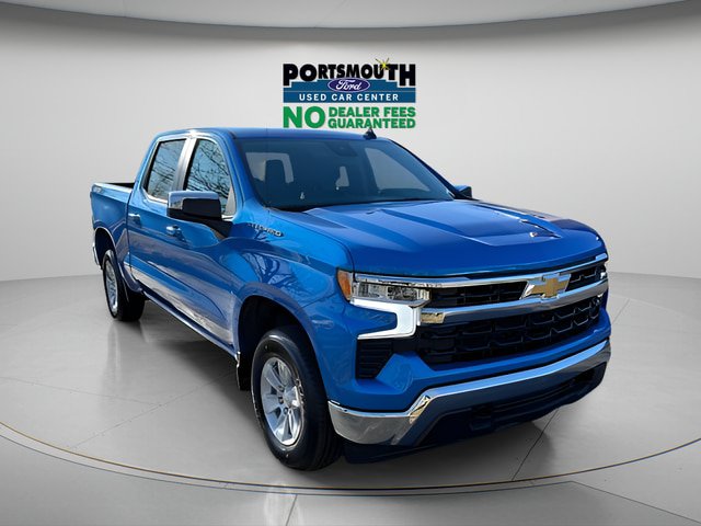 Used 2025 Chevrolet Silverado 1500 LT AWD/4WD image 1