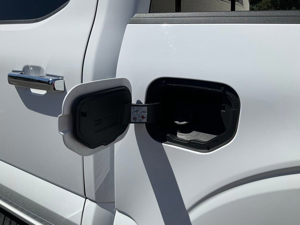 Certified 2022 Ford F150 XLT w/ Equipment Group 302A High image 37