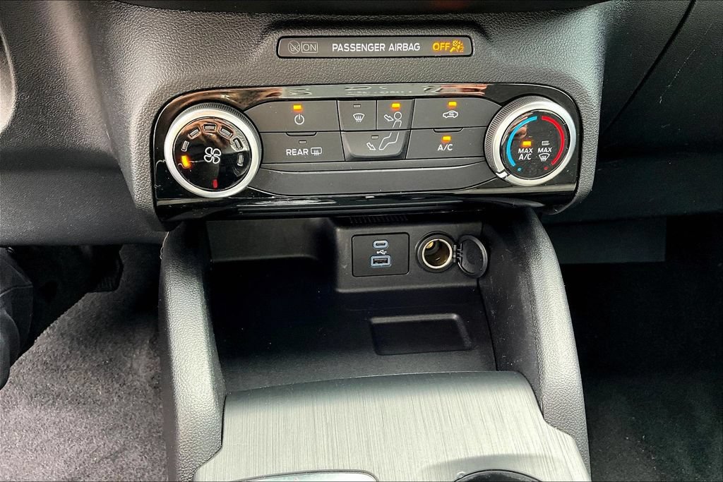 Certified 2022 Ford Escape SE AWD/4WD image 15