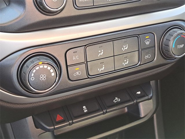 Used 2018 Chevrolet Colorado LT w/ Redline Special Edition image 15