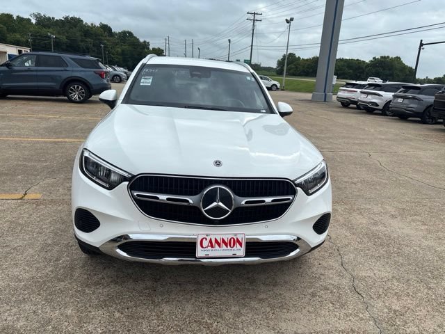Used 2024 Mercedes-Benz GLC 300 image 4
