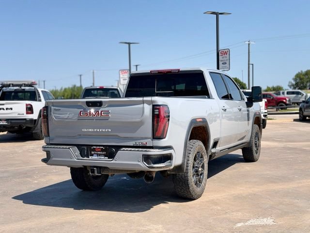 Used 2025 GMC Sierra 2500 AT4 w/ AT4 Premium Plus Package AWD/4WD image 4