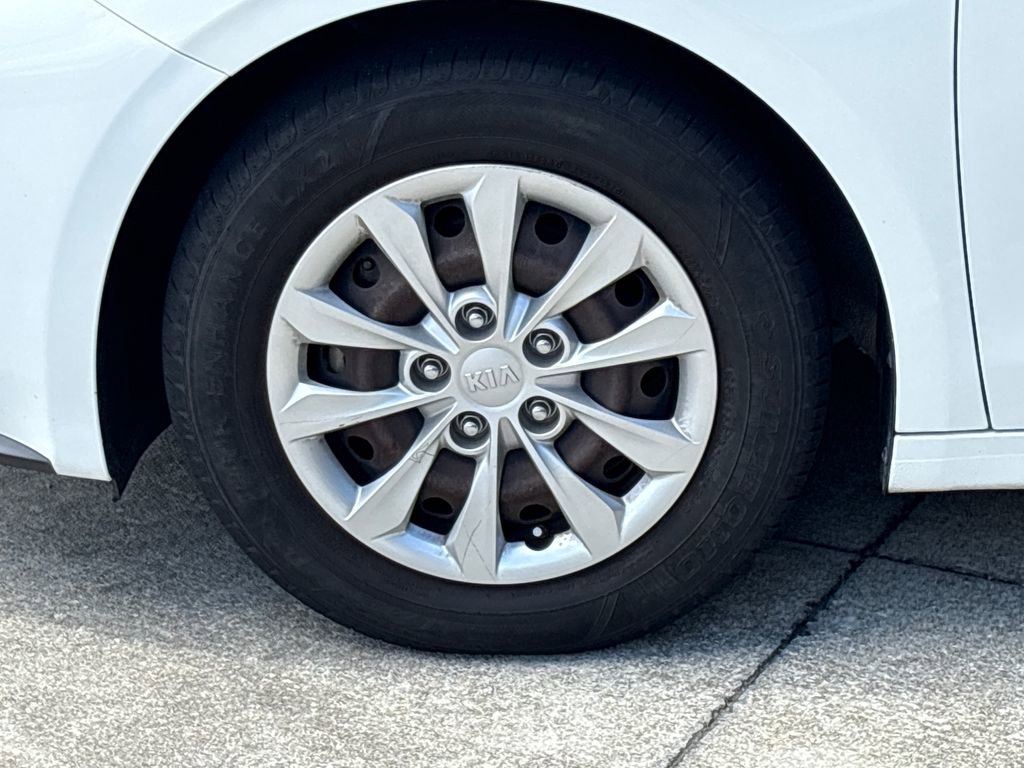 Used 2021 Kia Forte Sedan FWD image 11