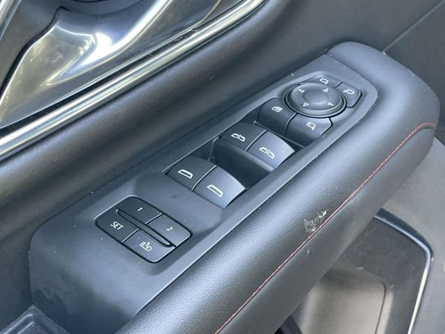 Used 2022 Chevrolet Suburban RST w/ Luxury Package RWD image 13