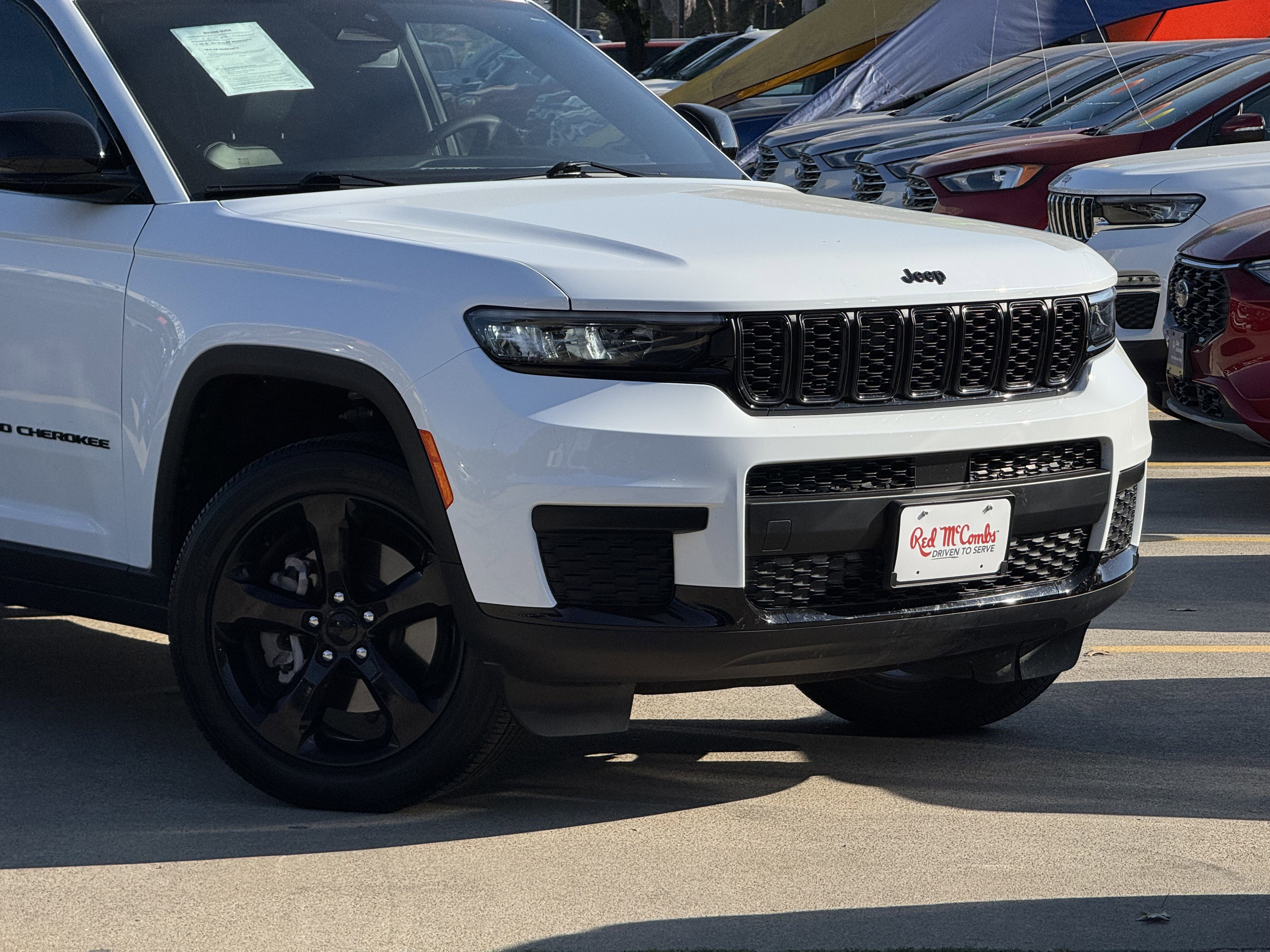 Used 2024 Jeep Grand Cherokee L Altitude image 2