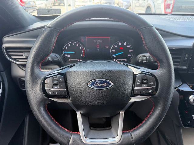 Certified 2023 Ford Explorer ST-Line AWD/4WD image 16