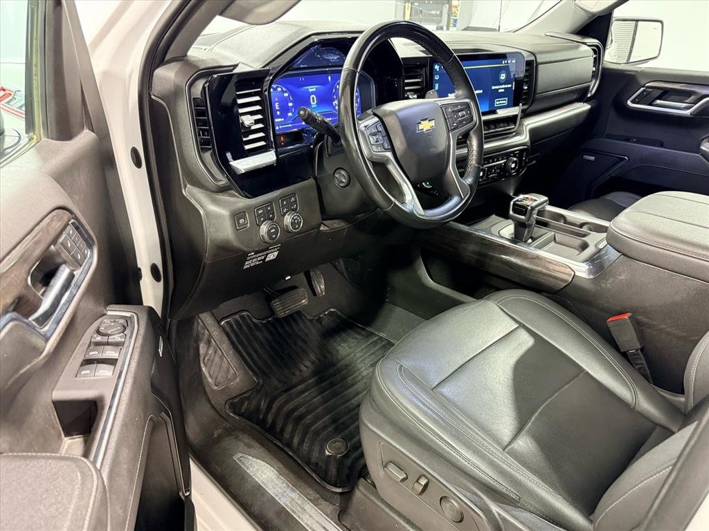 Used 2023 Chevrolet Silverado 1500 LTZ w/ LTZ Convenience Package II image 10