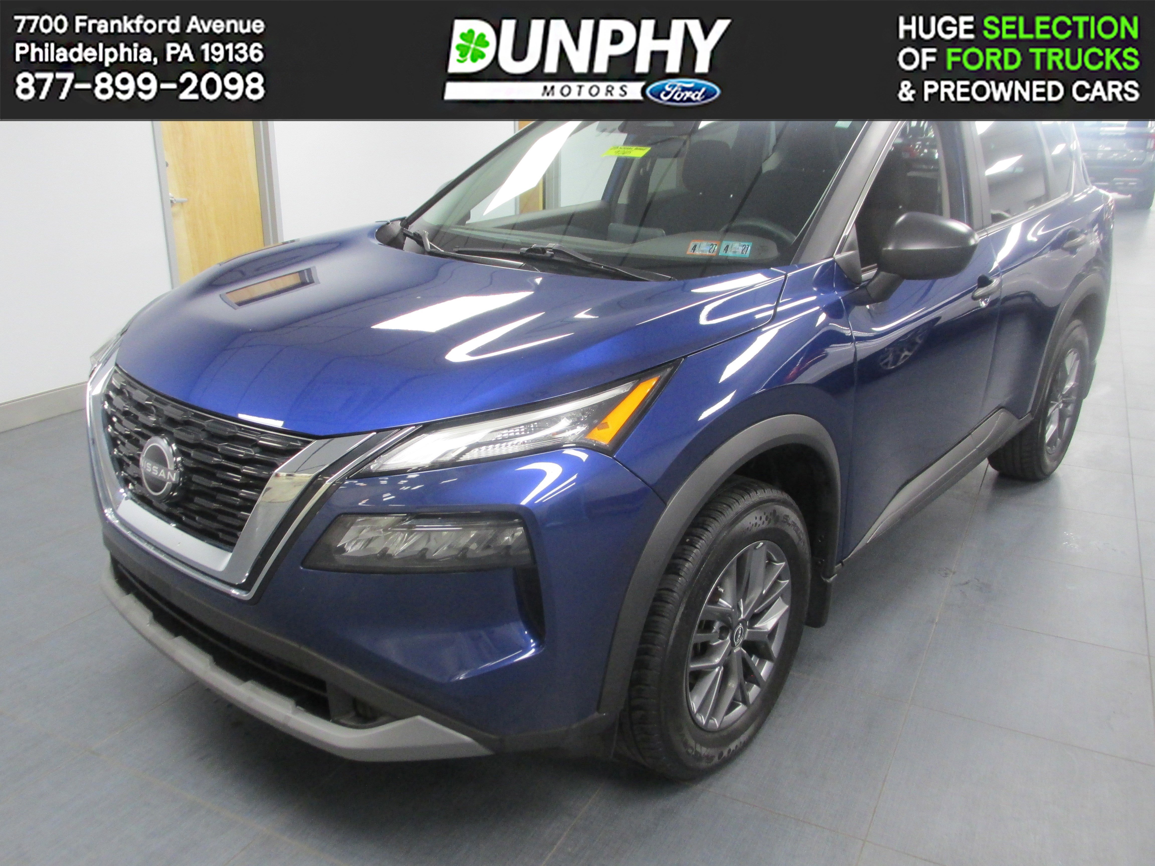 Used 2023 Nissan Rogue S AWD/4WD image 7