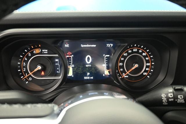 Used 2025 Jeep Wrangler Unlimited Sahara AWD/4WD image 20
