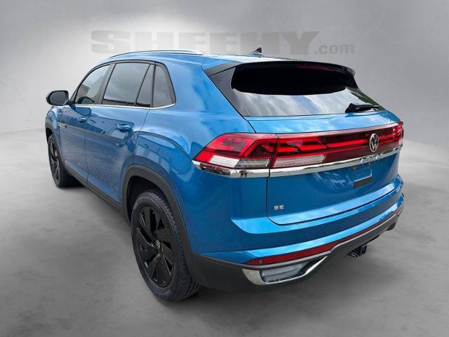 Used 2024 Volkswagen Atlas Cross Sport SE w/ Panoramic Sunroof Package FWD image 13