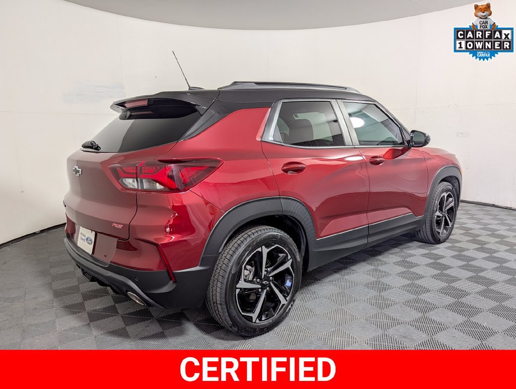 Used 2022 Chevrolet TrailBlazer RS w/ Sun and Liftgate Package FWD image 2