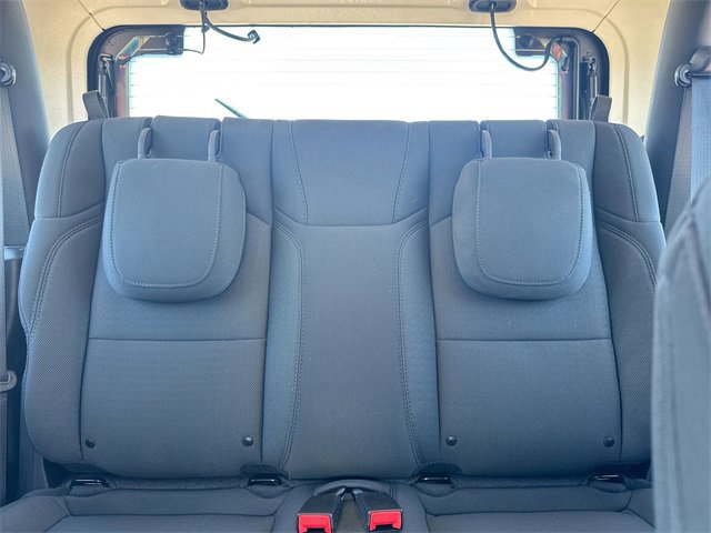 Used 2021 Jeep Wrangler Sport image 31