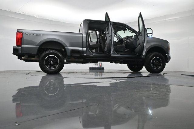 Certified 2025 Ford F350 XLT w/ Tremor Off-Road Package AWD/4WD image 53