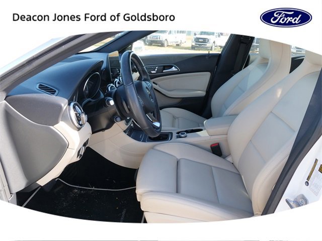 Used 2019 Mercedes-Benz CLA 250 4MATIC image 14