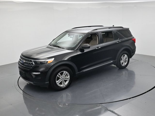 Certified 2023 Ford Explorer XLT w/ Equipment Group 202A AWD/4WD image 45