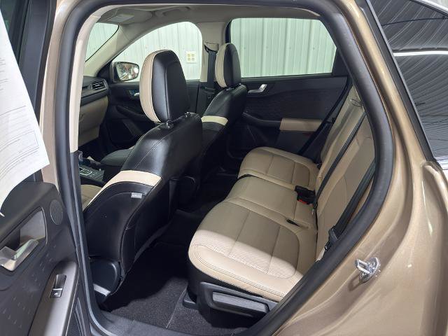 Certified 2020 Ford Escape Titanium w/ Titanium Premium Package 2.0 AWD/4WD image 10