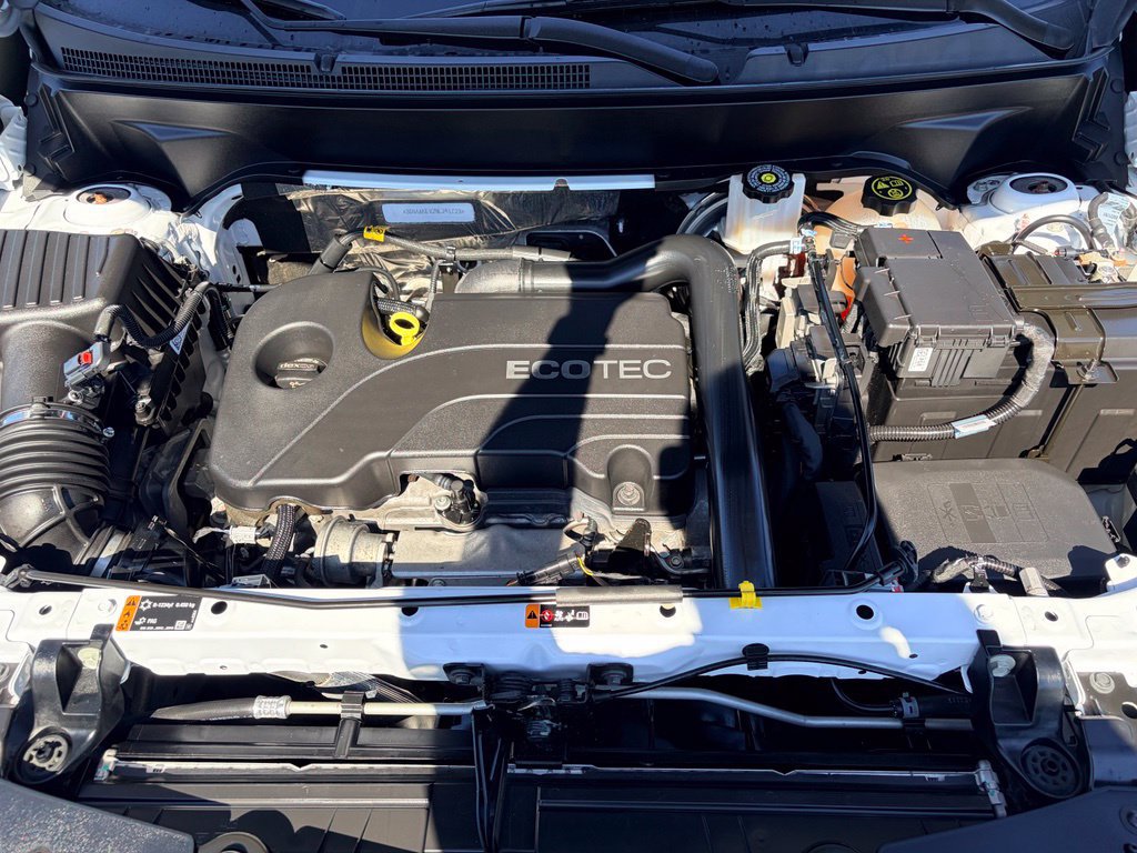 Used 2022 Chevrolet Equinox LT FWD image 34