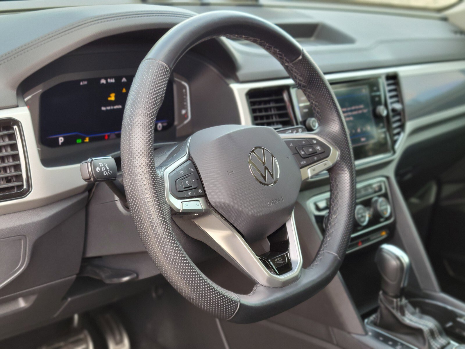 Used 2023 Volkswagen Atlas SEL Premium image 20