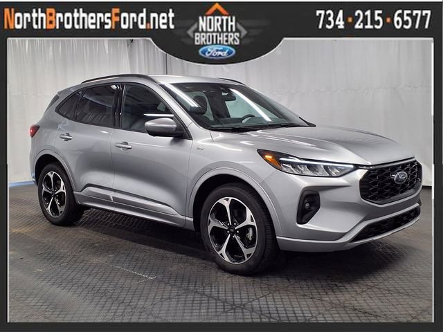 Certified 2023 Ford Escape ST-Line Select w/ Tech Pack #2 image 1